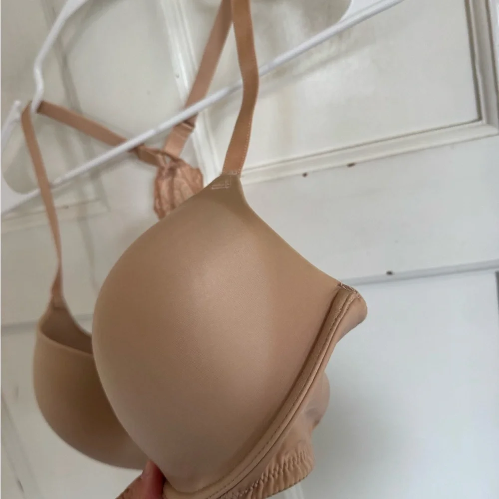 Wacoal Lace Impression Contour‎ Bra size 36D